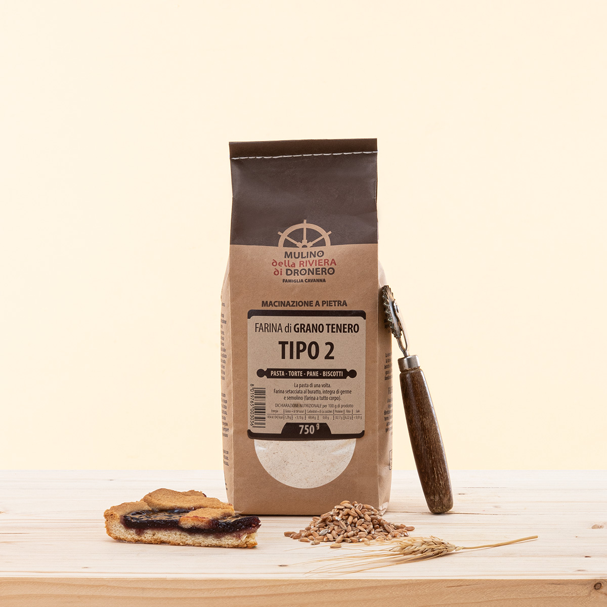 Farina di grani antichi tipo 2, perfetta per crostate, dolci e pane