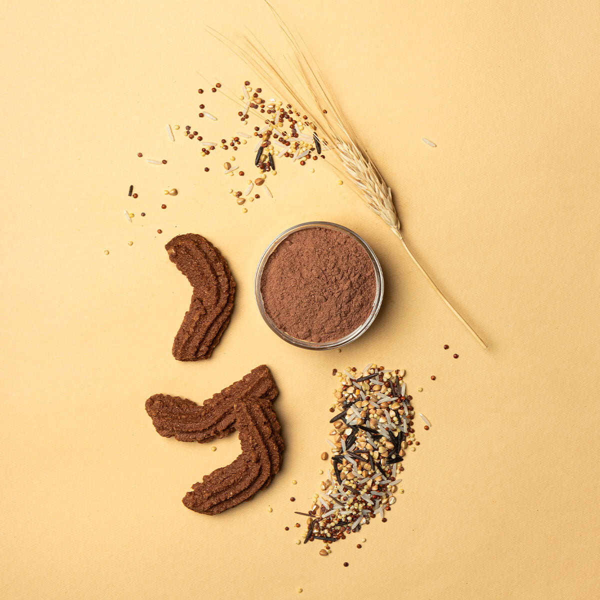 Biscotti senza latte e senza uova con farina di grano tenero tipo 1, polpa di pesca e cacao amaro.