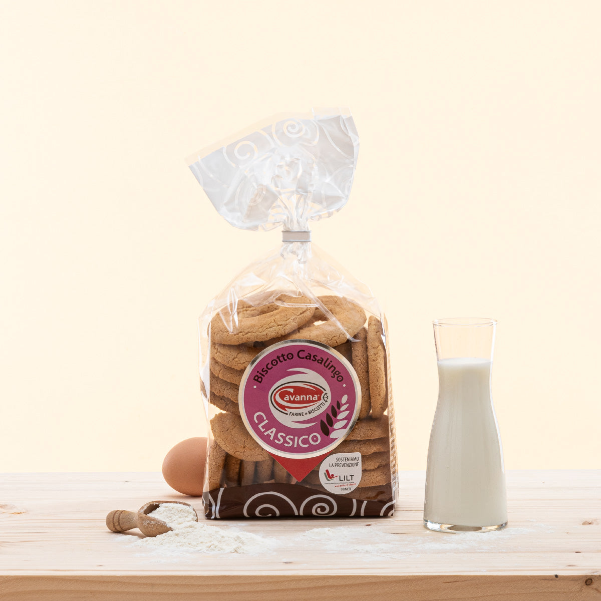 Biscotti classici a forma di ciambella, con farina macinata a pietra e ingredienti di qualità piemontesi.