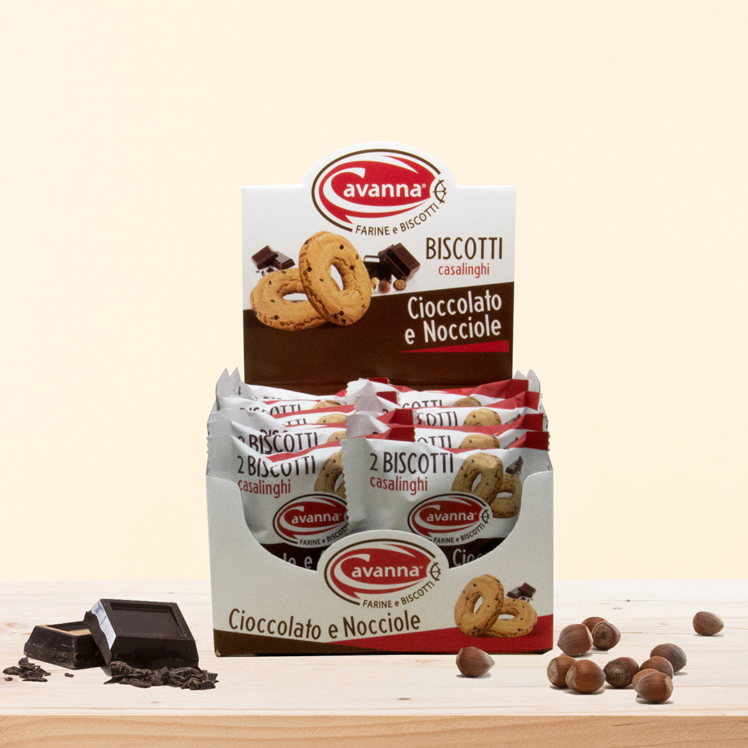 Biscotti Ciambella singoli nocciola e cioccolato, gustosi e croccanti con farine macinate a pietra Piemontesi