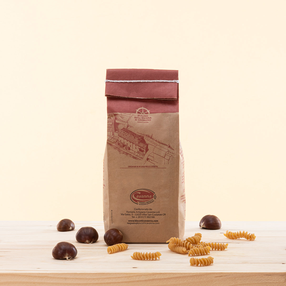 Farina di Castagne, una farina ricca di fibre. Perfetta per pasta e dolci.